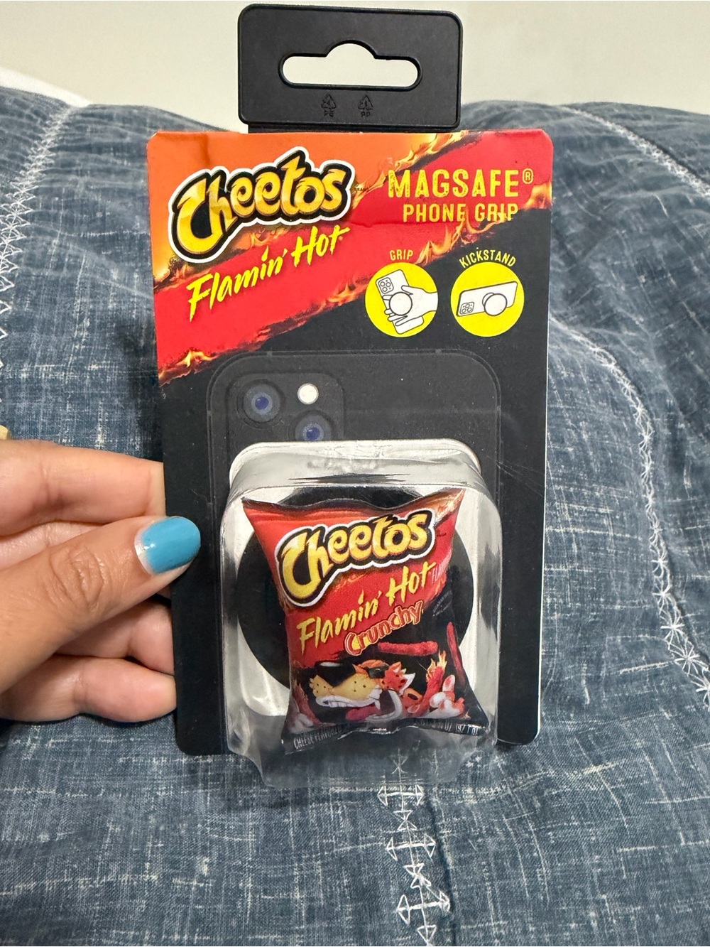 Cheetos Flamin' Hot MagSafe Phone Grip - Black/Red